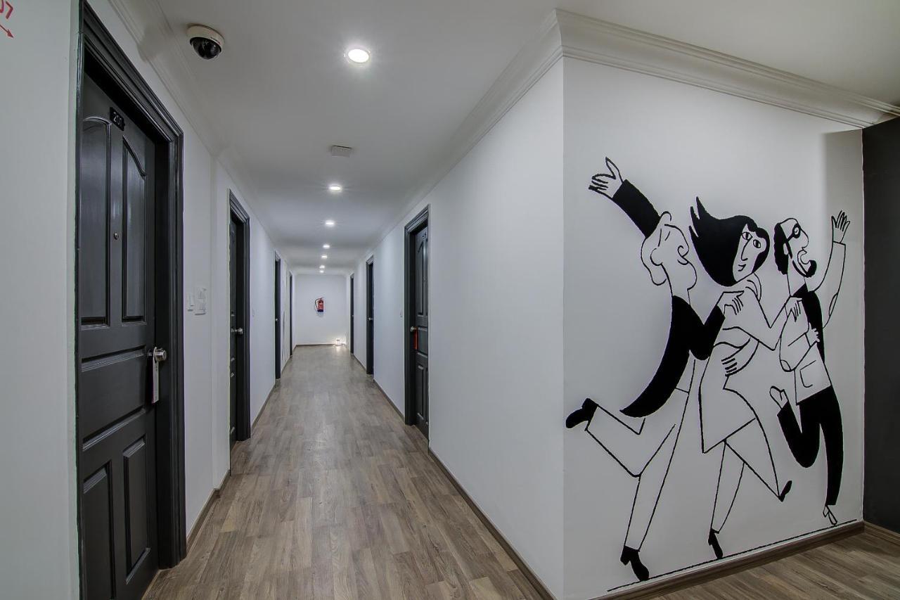 Hotel Oyo Townhouse 42 Urvashi Theatre Chennai Esterno foto